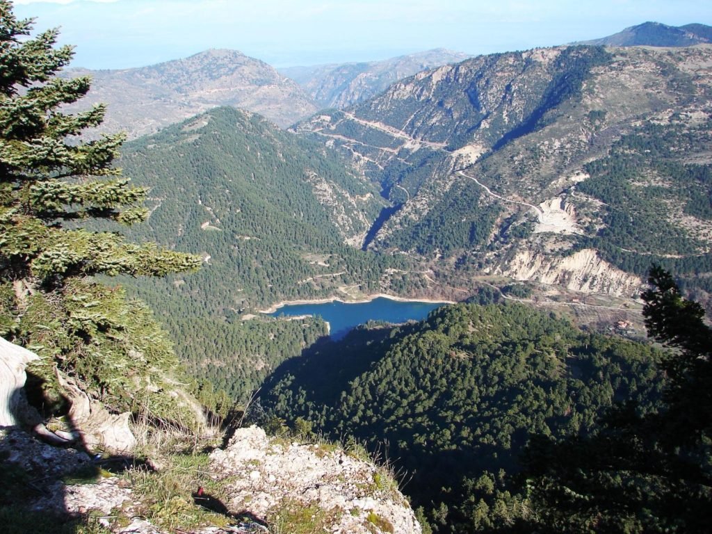Aigeira - Activities - Hiking - Tsivlou Lake From Plateau Stolos